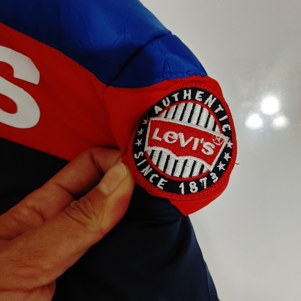 Levi's Jacket - Picture 8 of 11